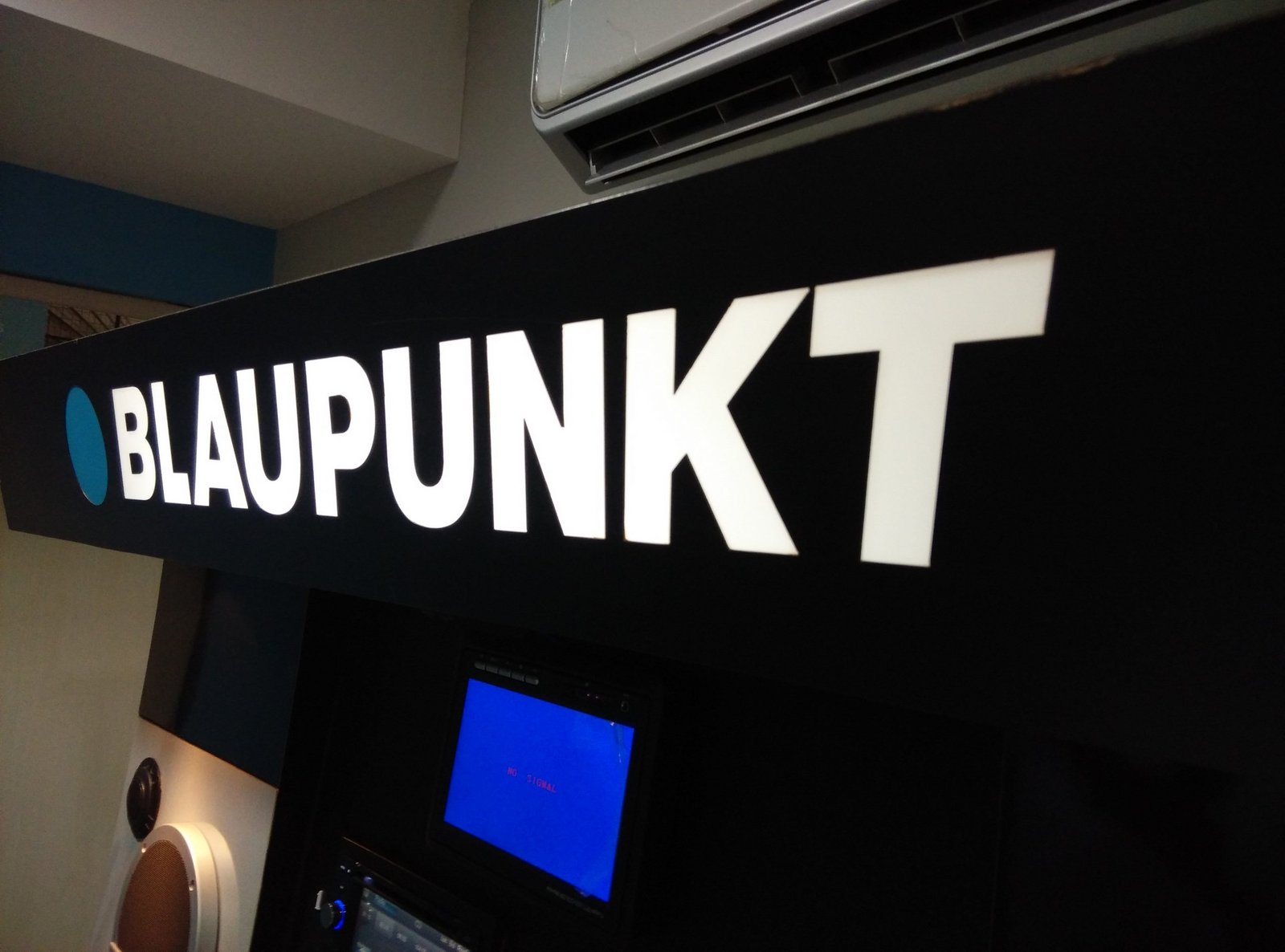 Tokyo 110 and Manchester 110 in-car radio systems unveiled by Blaupunkt India