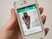 Vine allows for uploading, downloading and play high-quality video on iOS operating system