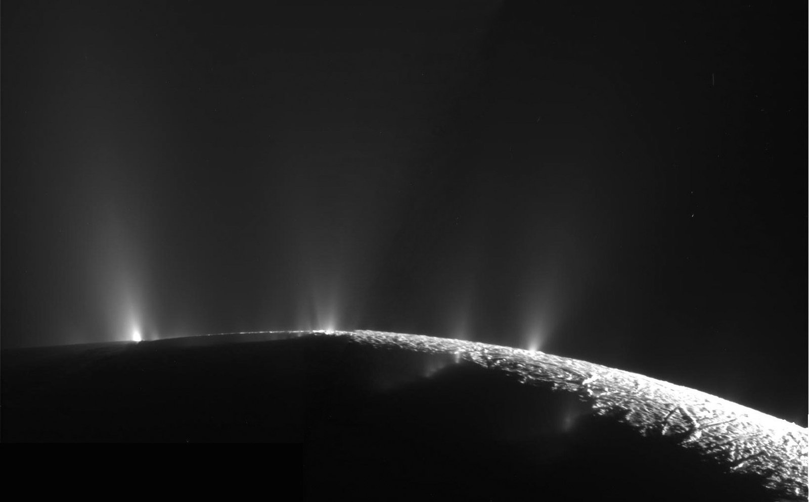 enceladus geysers