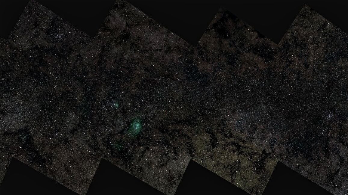 Milky Way photo with 46 billion pixels