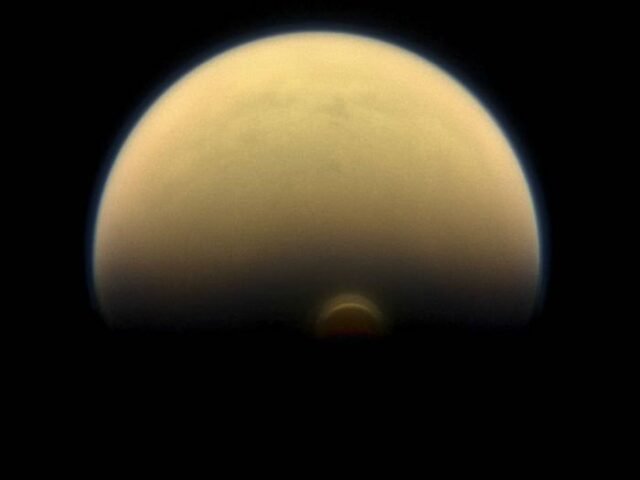 ice cloud on Titan