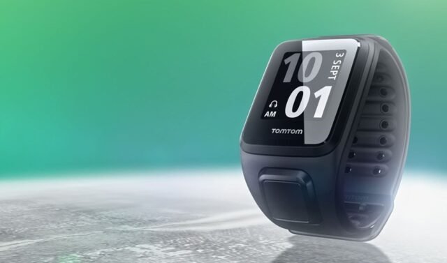 TomTom-GPS-Fitness-Watch-India-Pc-Tablet-Media