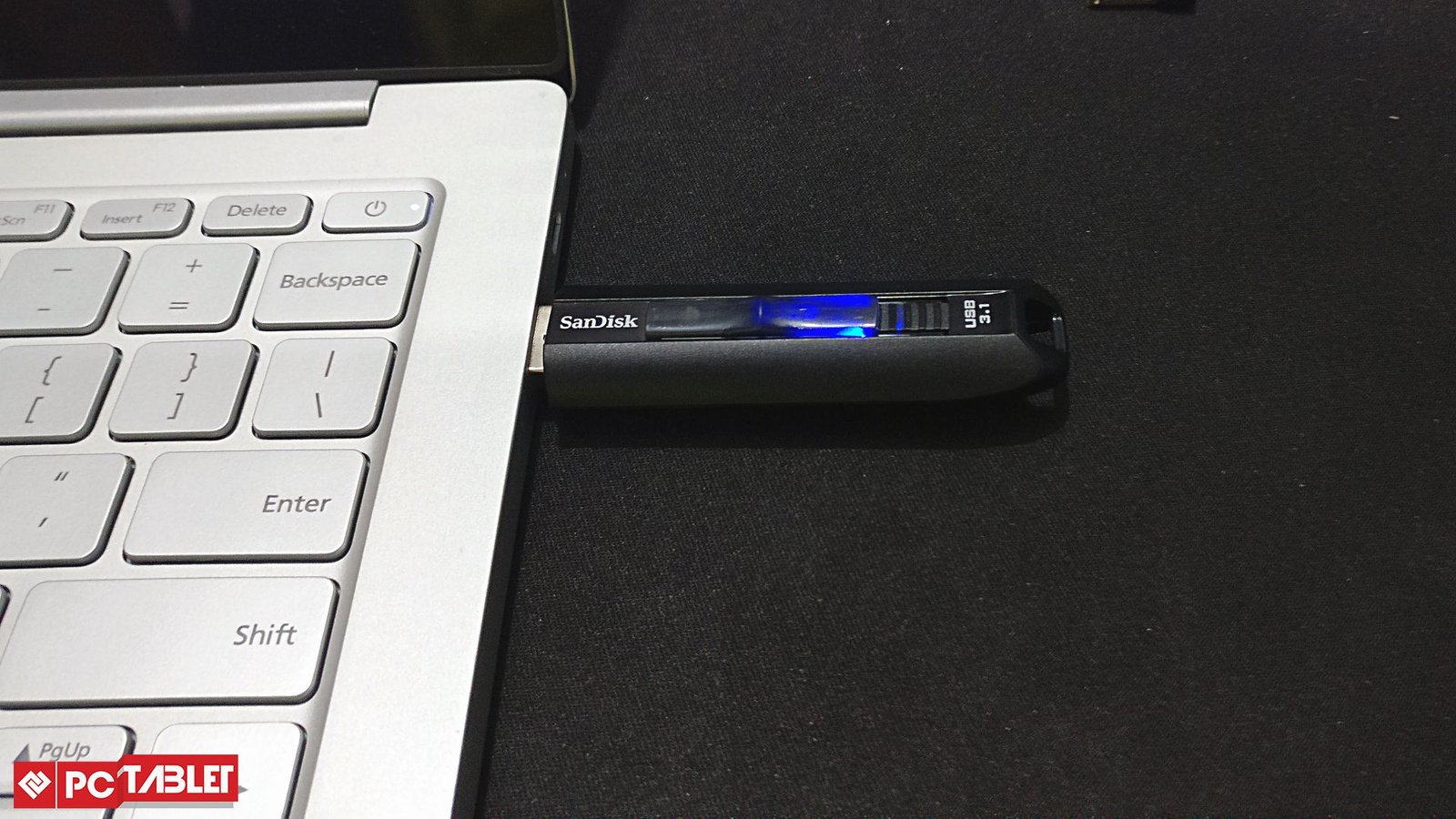 SanDisk Extreme Go USB 3.1 Flash Drive 5