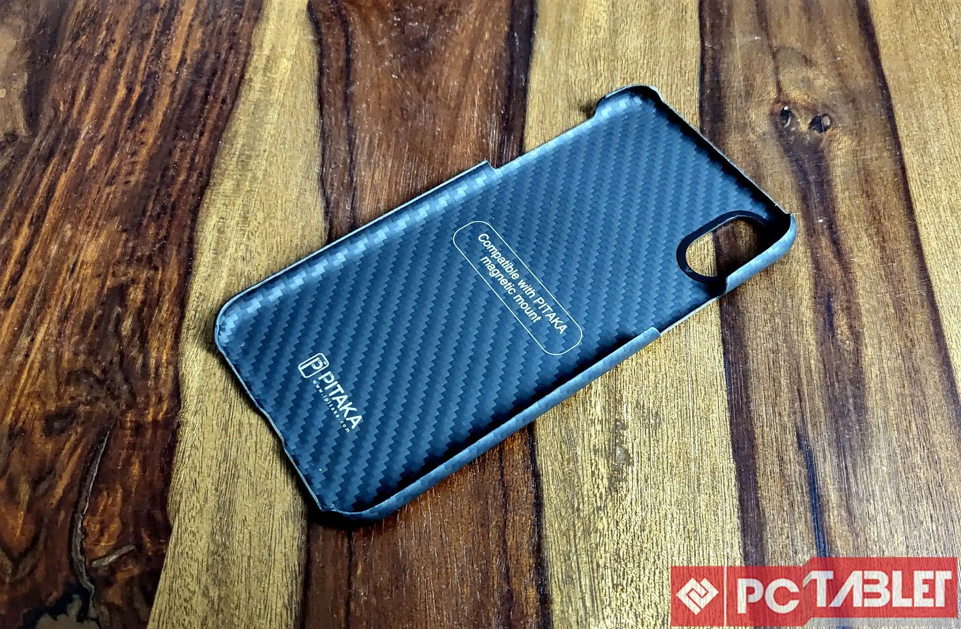 Pitaka iPhone case 3