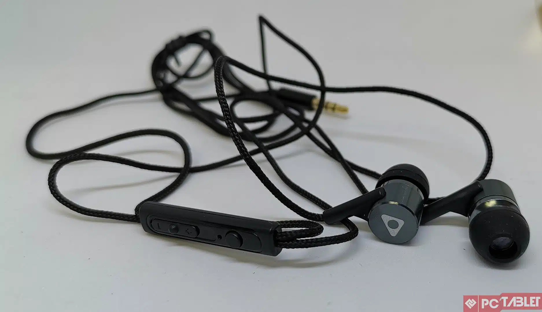 Stuffcool Bac Review: Great set of earphones for the price 3 stuffcool