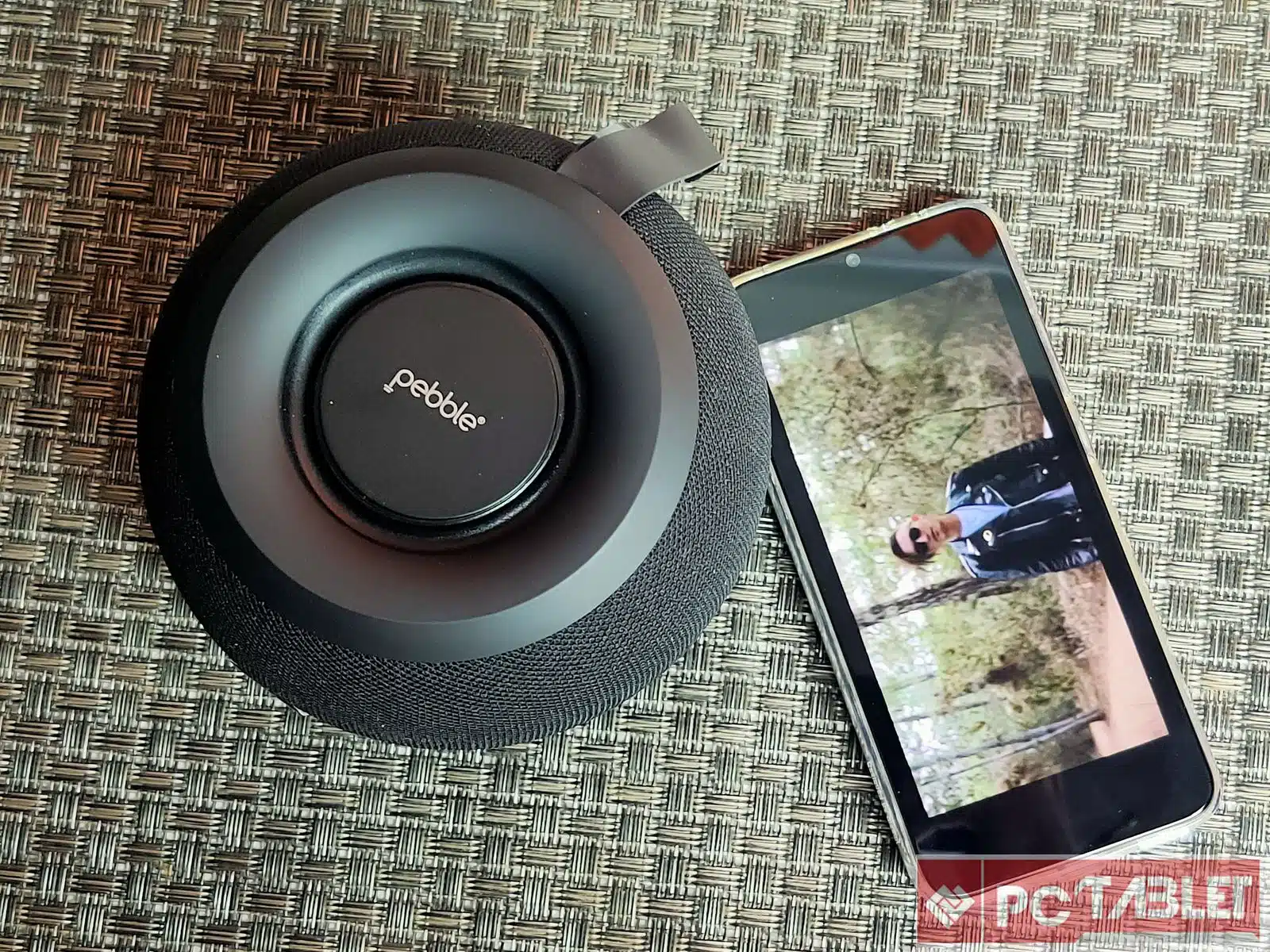 Pebble Dome Bluetooth speaker 6