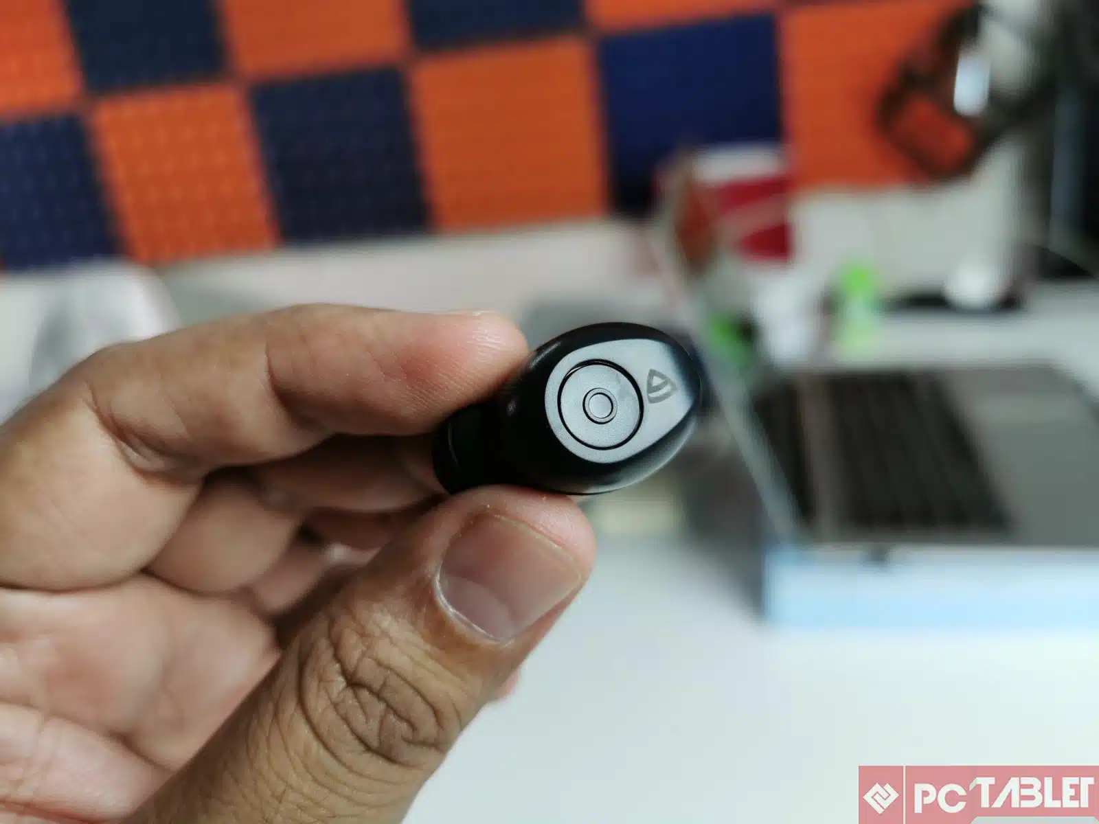 Raegr AirShots 500 TWS Review: Impressive wireless earbuds with self charging case 3 Raegr AirShots 500 TWS Wireless 3