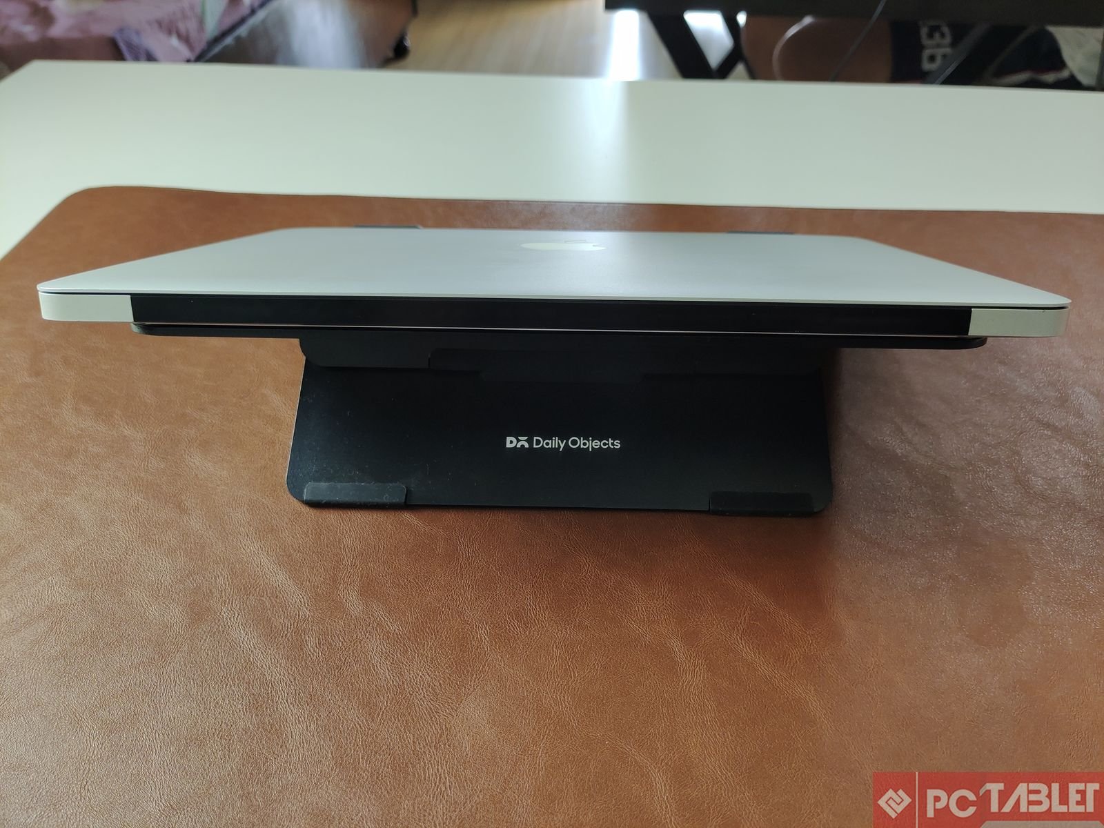 Aros Laptop stand Turf Vegan leather desk mat 7