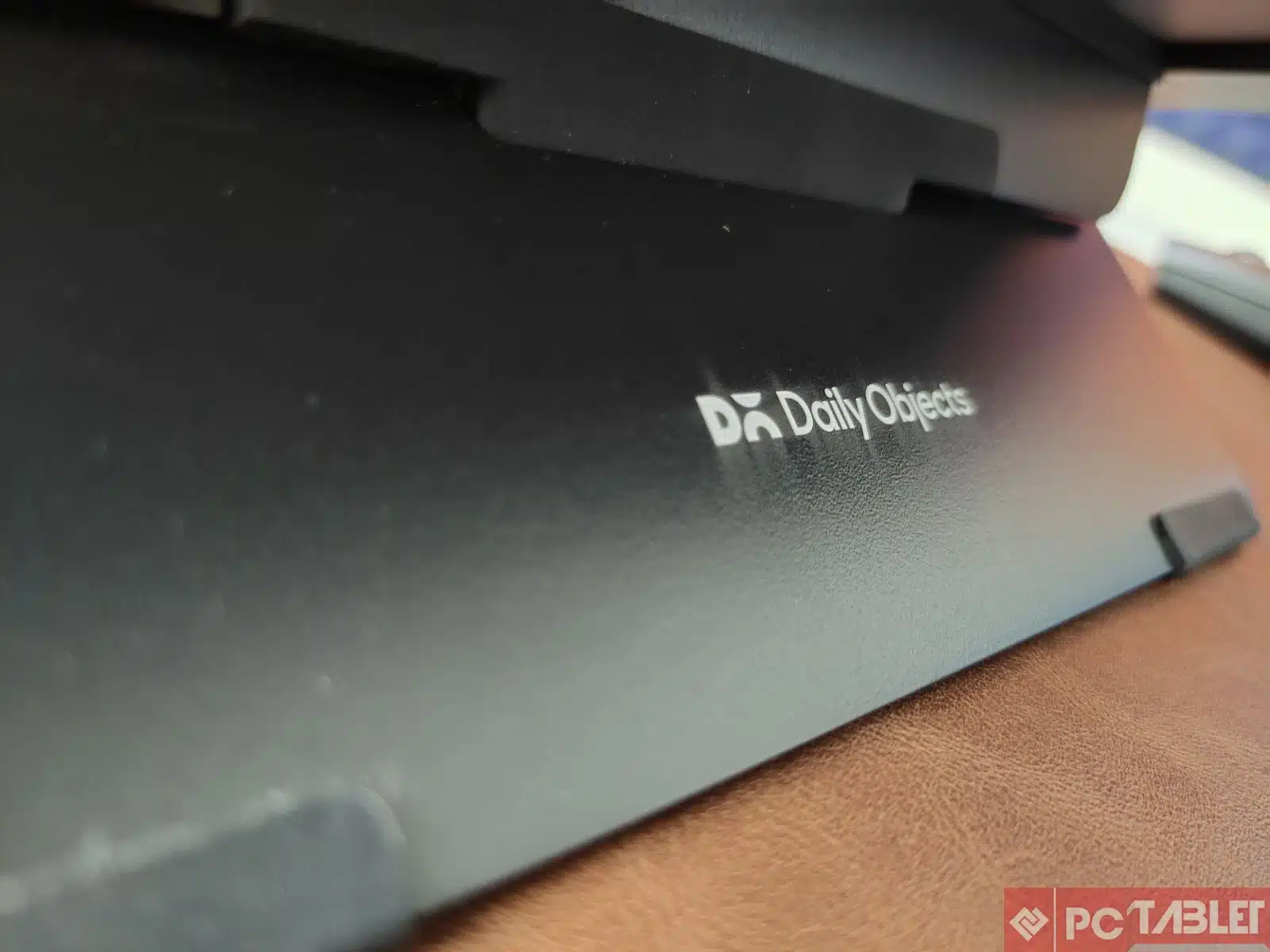 Aros Laptop stand Turf Vegan leather desk mat 8