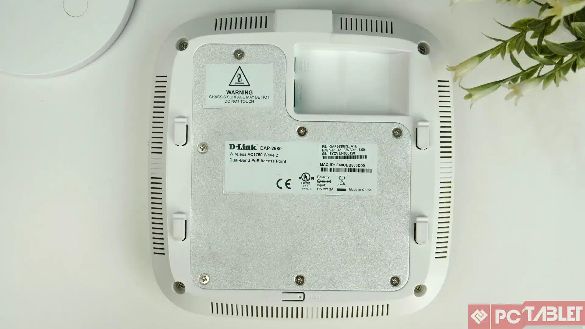 D-Link DAP-2680 Dual-Band AC1750 PoE Access Point Review 4 D Link DAP 2680 Dual Band 3