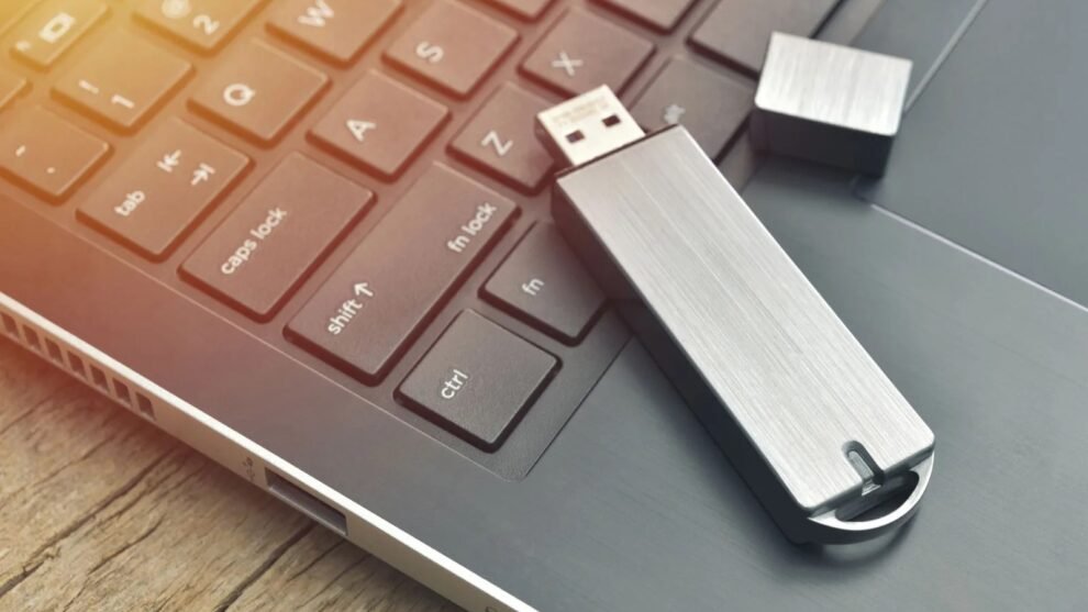 How to Install Antivirus on a USB Flash Thumb Pen Drive