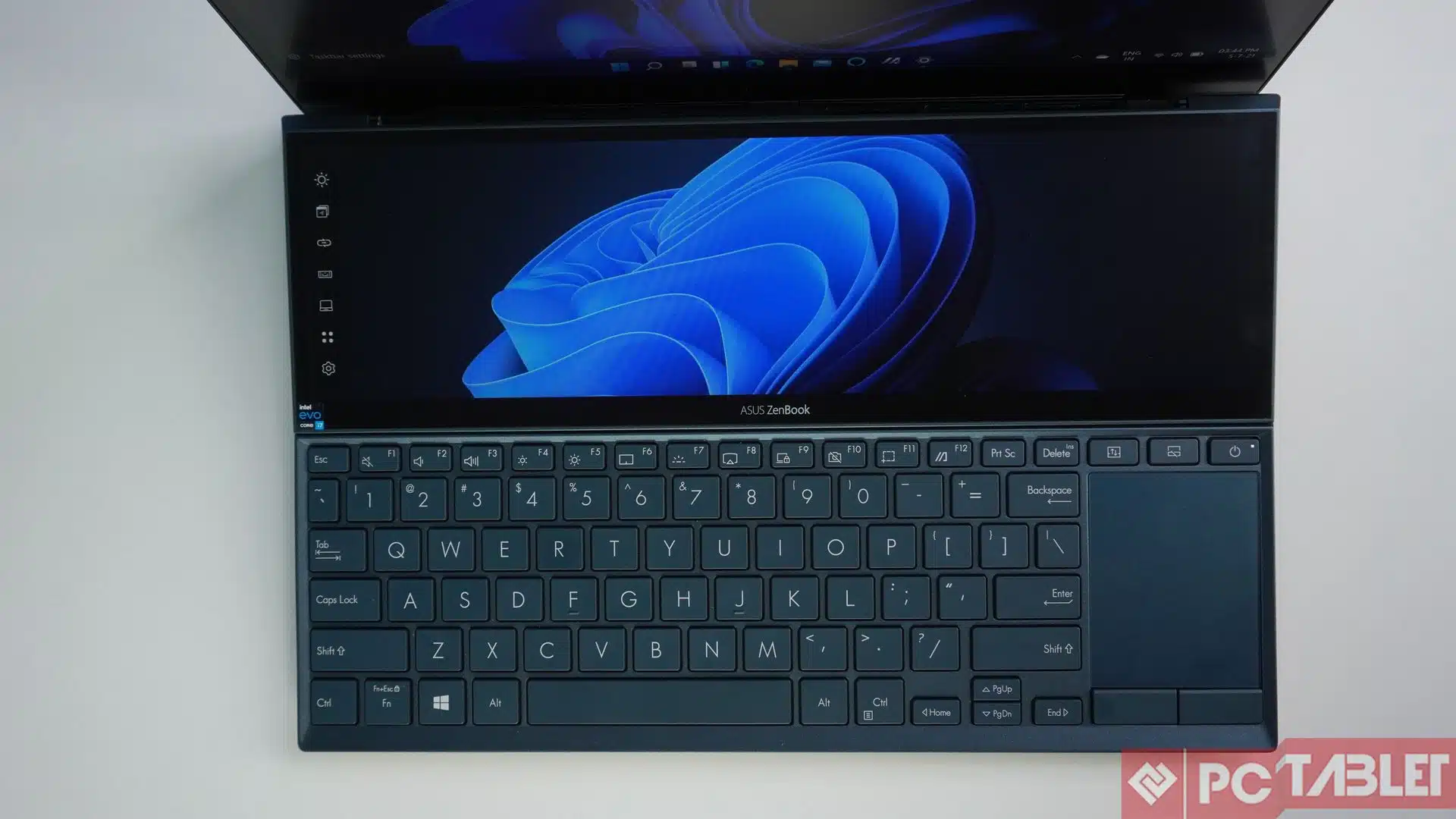 Asus ZenBook Duo 14 UX482E laptop Review 6