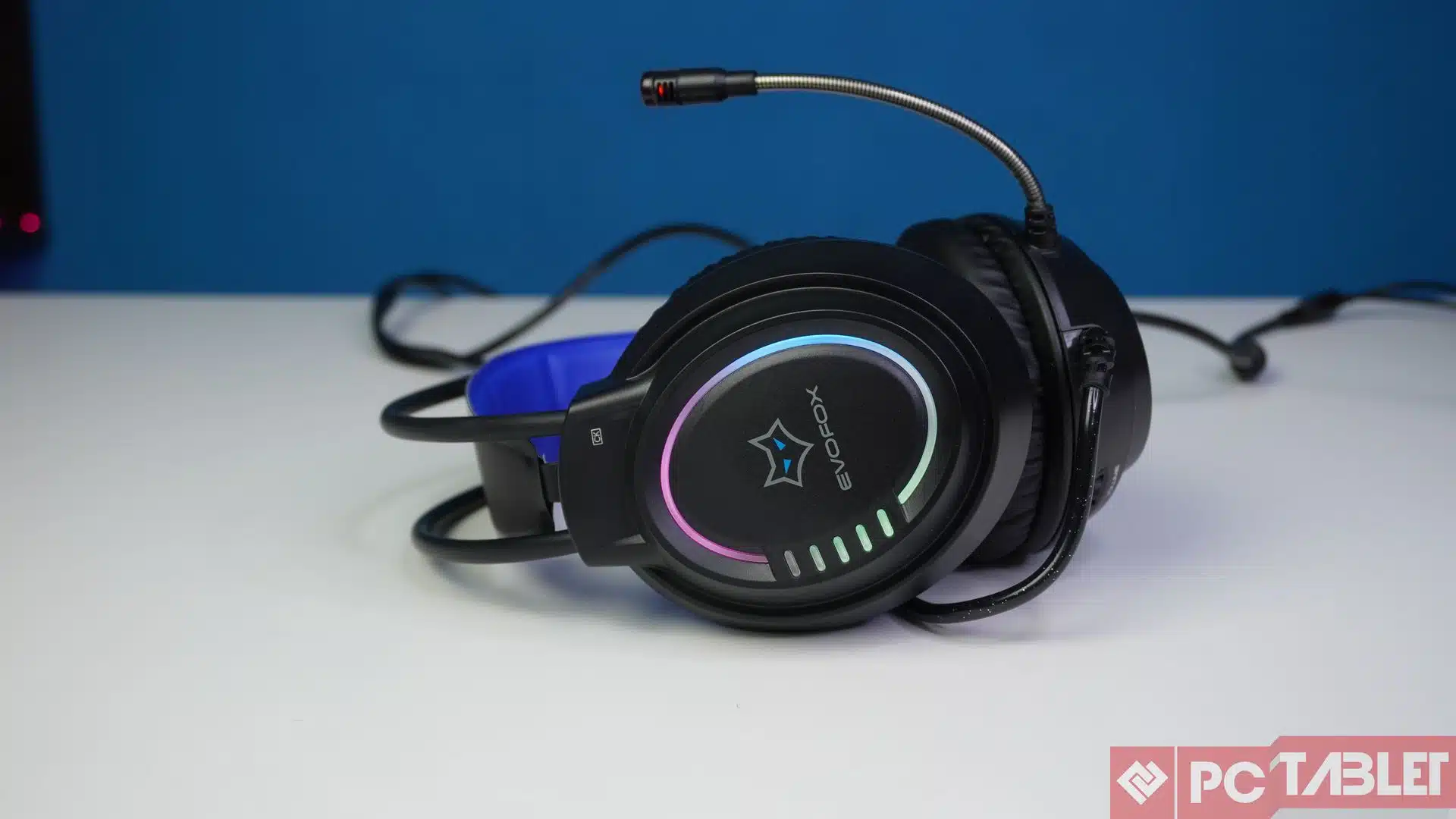 Amkette EvoFox Nebula RGB 7