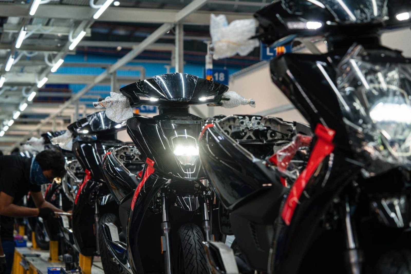 Ather Energy Factory Hosur Vehicle Assembly Line 4 4 min scaled