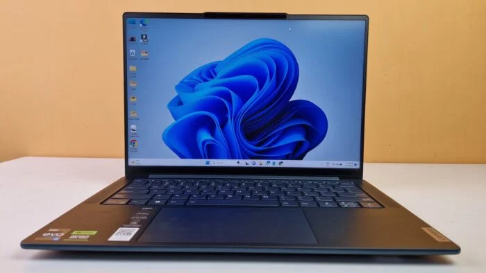 Lenovo Yoga Pro 7 laptop Review