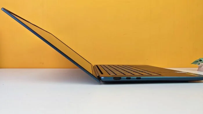 Lenovo Yoga Pro 7 laptop Review