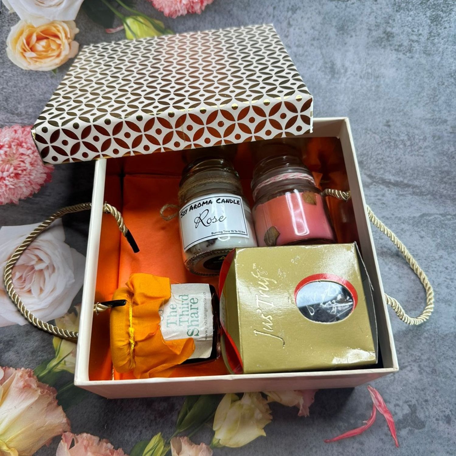 Festive Season Gift Guide: Luxury and Sophistication