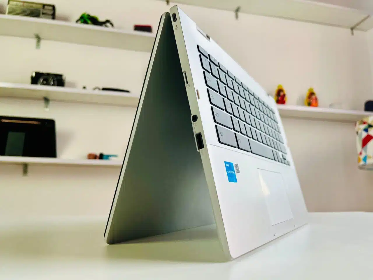 Asus Chromebook CX1400 Review - A well built budget Chromebook! 9 Asus Chromebook CX1400 Review