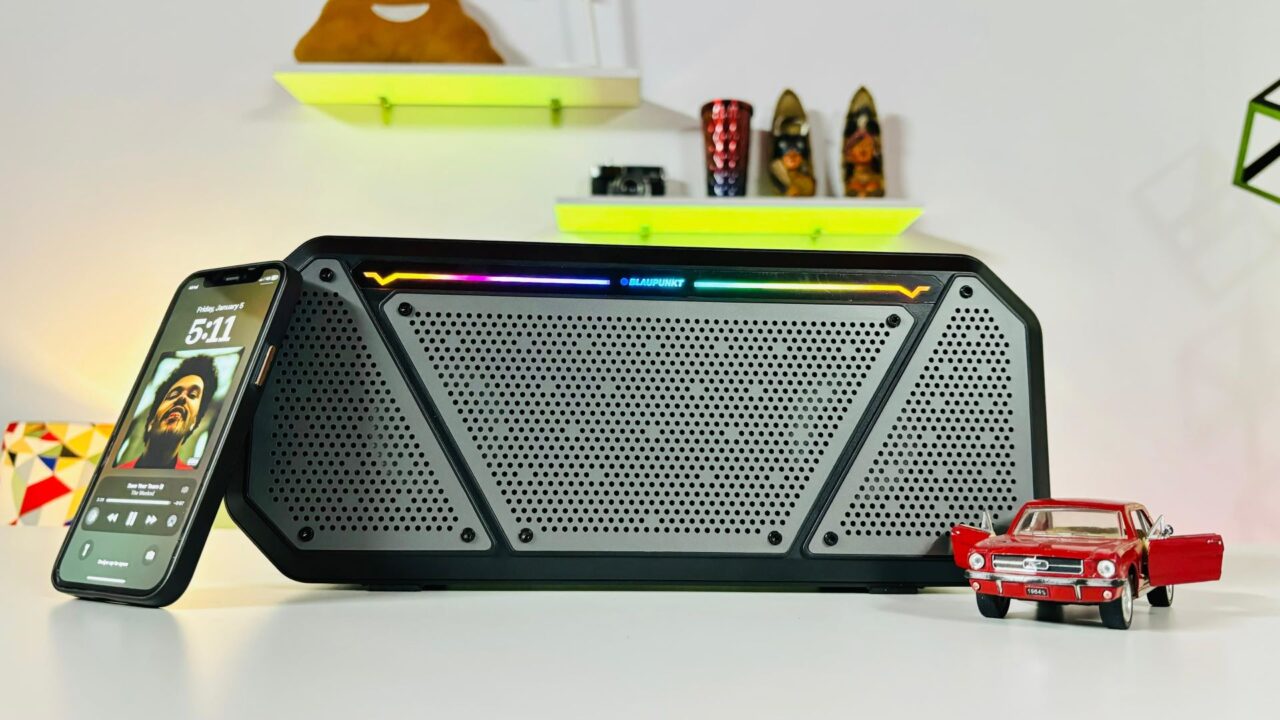 Blaupunkt BB25 Boombox Review: Big Sound in a Small Package 2 Blaupunkt BB25 Boombox Review Big Sound in a Small Package