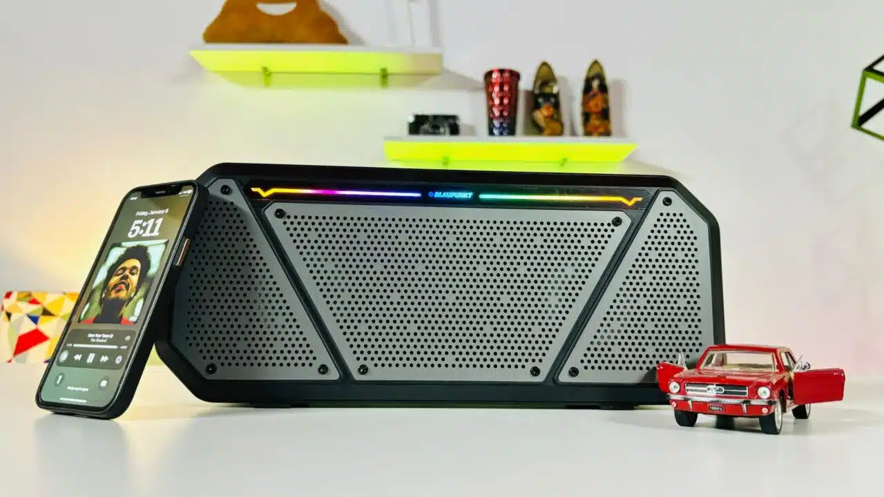 Blaupunkt BB25 Boombox Review Big Sound in a Small Package 