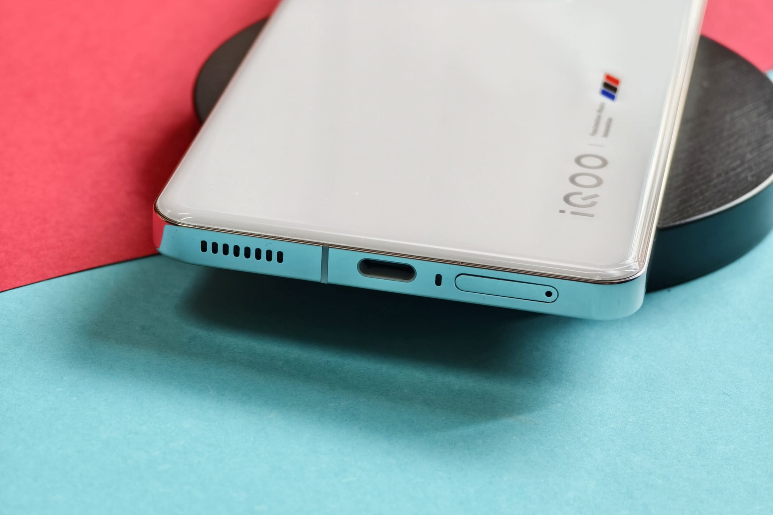 iQOO 12 Review - The New Flagship Standard for 2024 4 iQOO 12