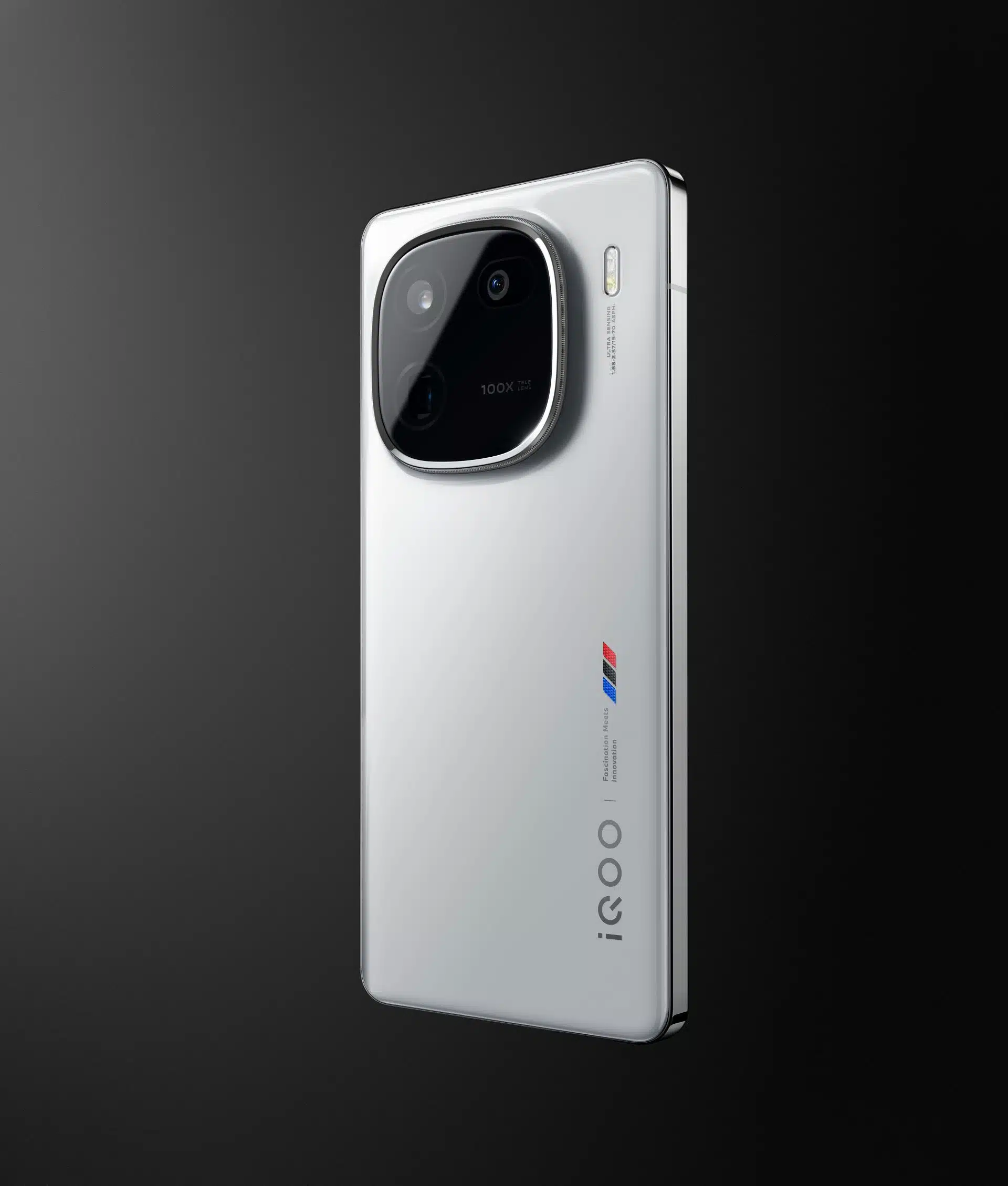 iQOO 12: India's First Snapdragon 8 Gen 3 Smartphone Launch