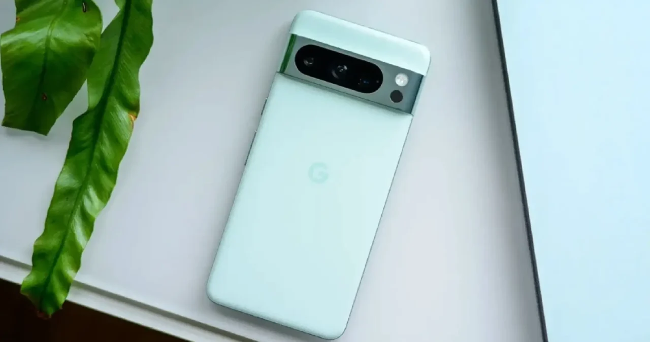 Googel Pixel 8 Mint Color