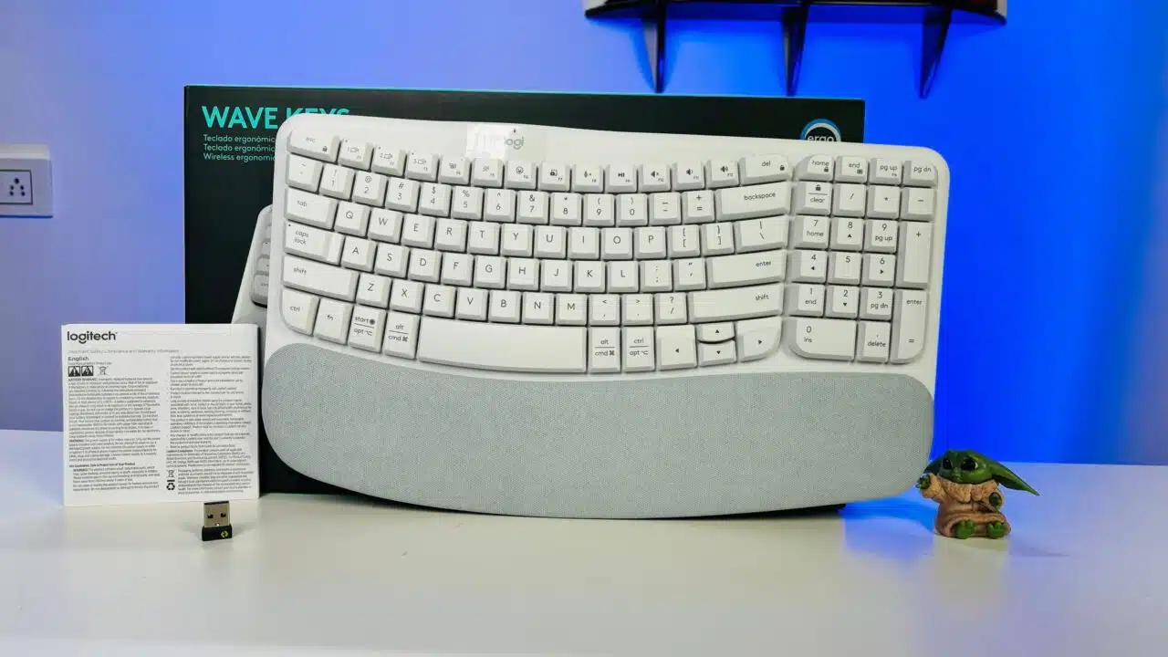 Logitech Wave Keys Keyboard Review - An ergonomic heaven! 2 Logitech Wave Keys Keyboard Review - An ergonomic heaven!