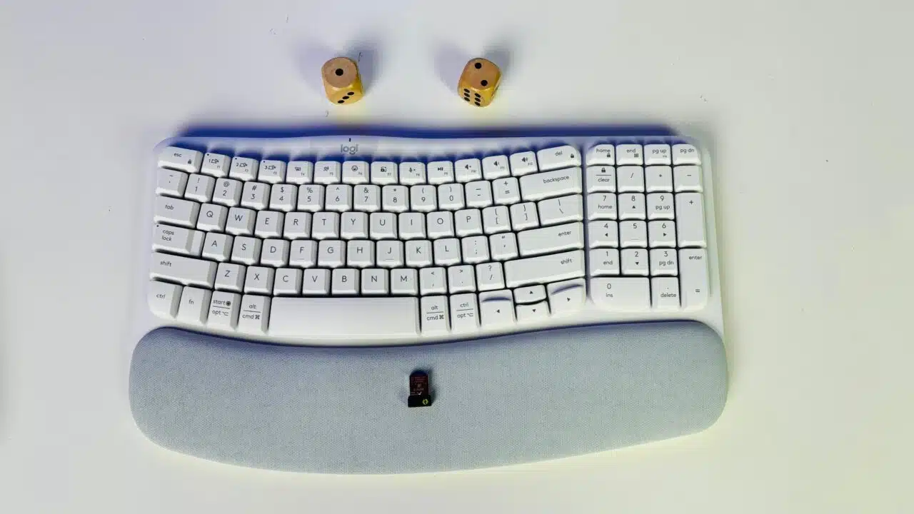 Logitech Wave Keys Keyboard Review - An ergonomic heaven! 3 Logitech Wave Keys Review