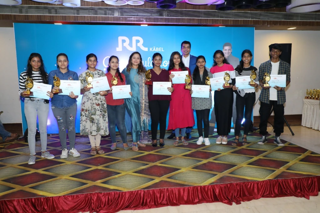 RR Kabel Awards Scholarships to Electricians' Children in Mumbai