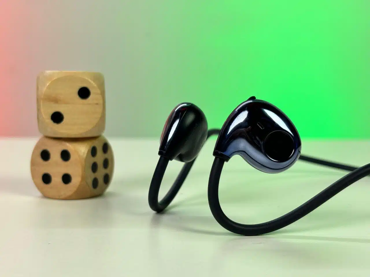 itel Roar 75 Review: An Awesome Budget-Friendly Wireless Neckband 2 itel Roar 75 Review Budget-Friendly Wireless Earbuds