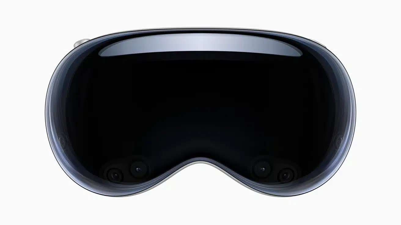 Apple WWCD23 Vision Pro glass 230605.jpg.landing