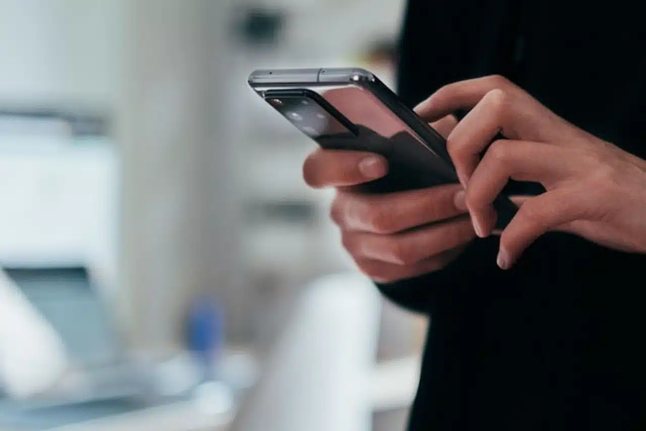 The Role of 'Surfaces' in Enhancing Smartphone Usability