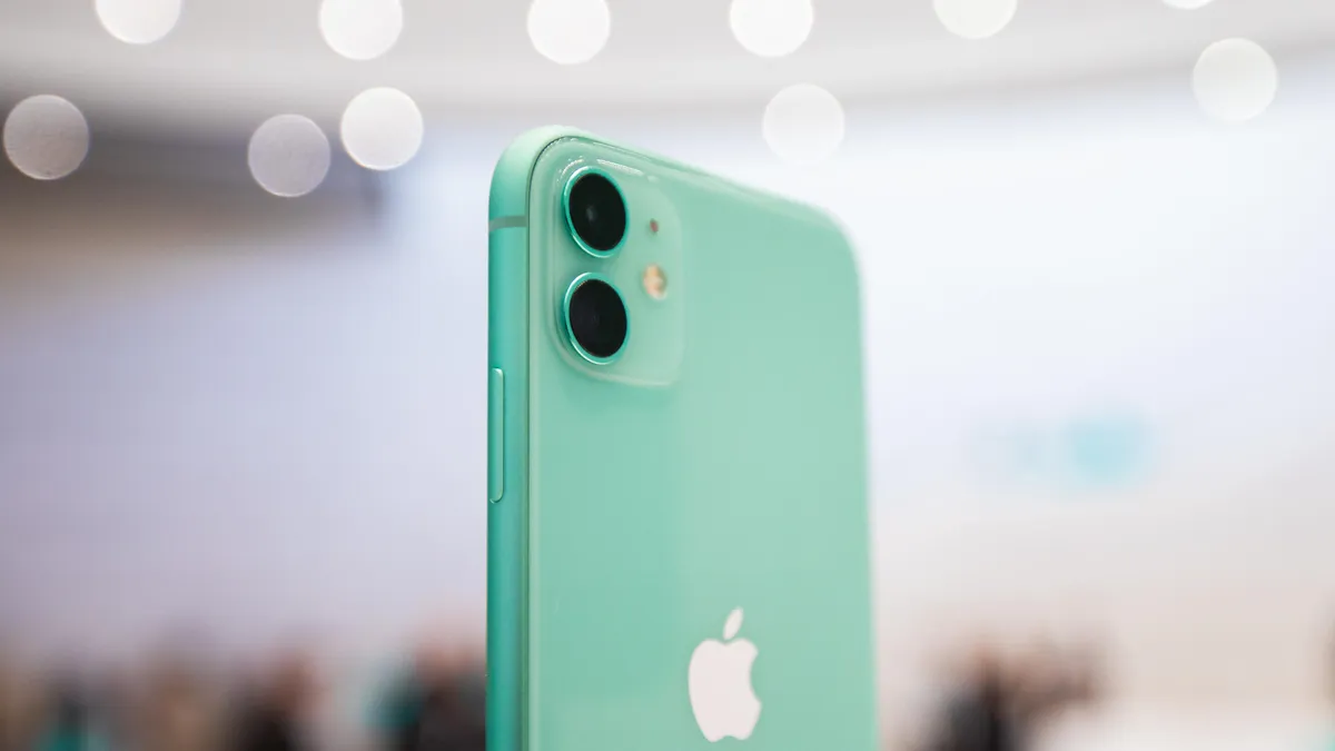 iPhone SE 4 Set to Revolutionize the Budget Smartphone Market in 2025 with OLED Technology from iPhone 14 2 apple