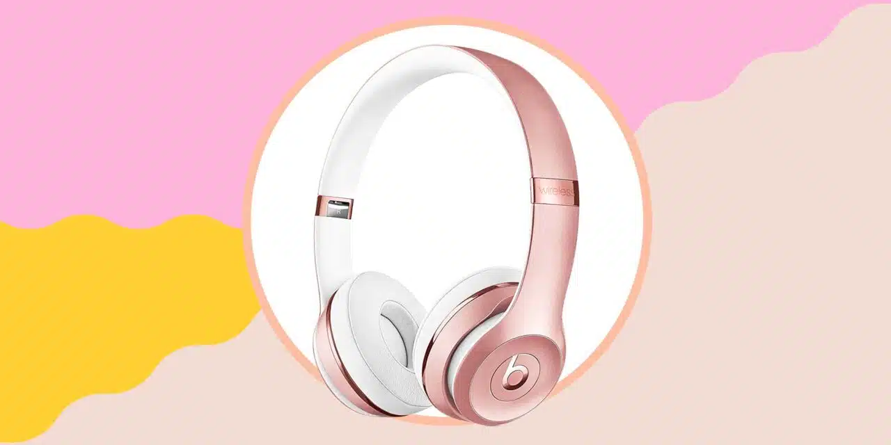 Perfect Harmony: The Best Wireless Headphones for Valentine's Day 2 wh product comps v2 1549655280