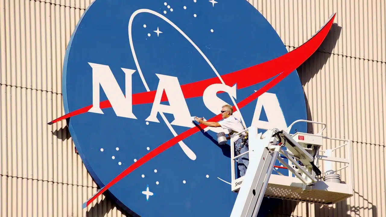 NASA Opens Astronaut Applications as Newest Class Graduates