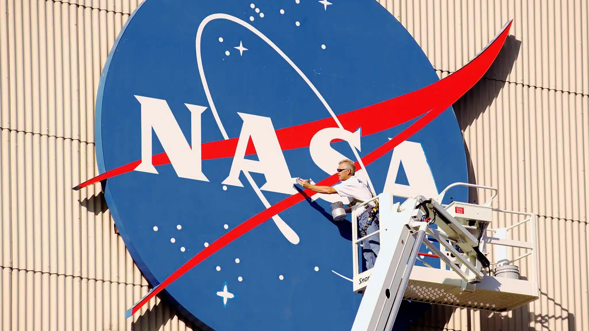 NASA Opens Astronaut Applications as Newest Class Graduates scaled