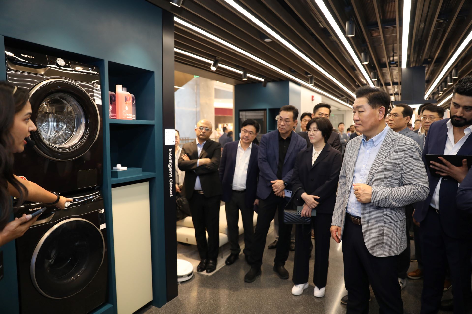 Samsung's New AI Innovations Highlighted in Mumbai Visit by CEO 1 Samsung's New AI Innovations Highlighted in Mumbai Visit by CEO