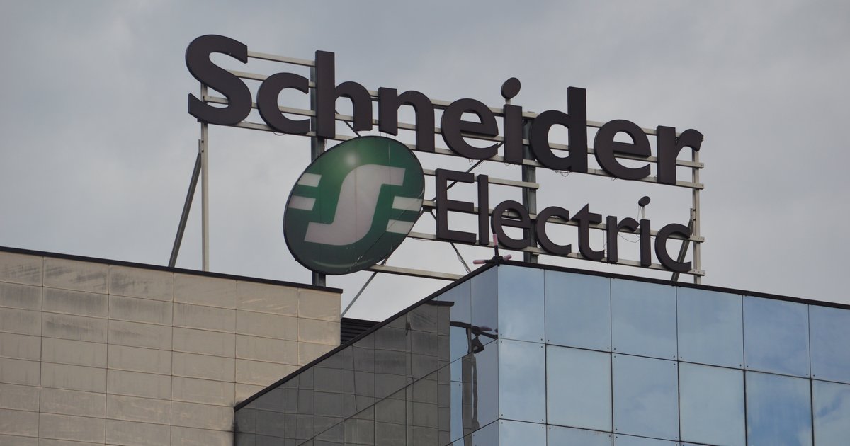 Schneider Electric, NVIDIA Team Up for New AI Data Center Designs 1 Schneider Electric, NVIDIA Team Up for New AI Data Center Designs
