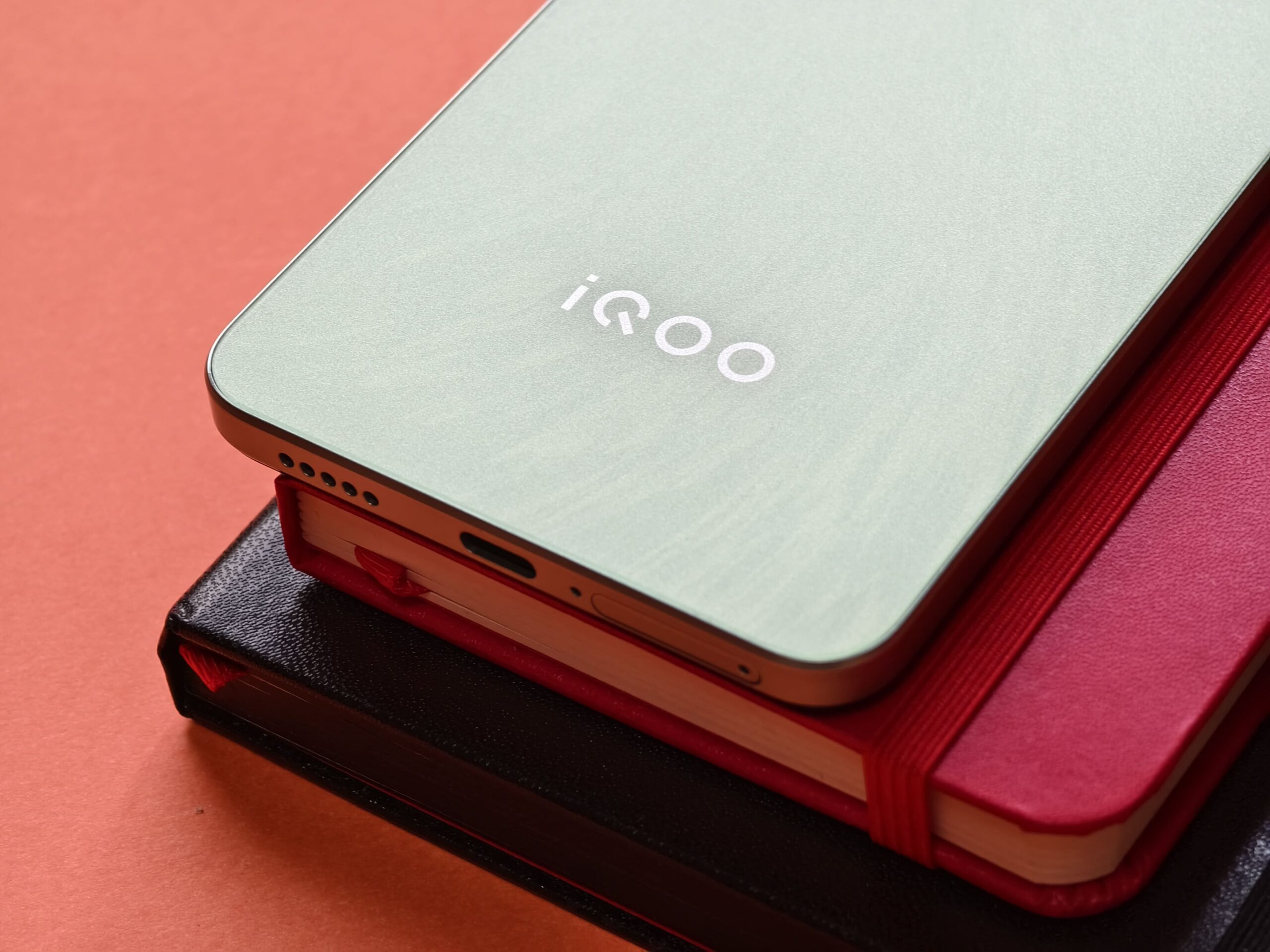 iQOO Z9 Review - The New Budget Beast 3 iQOO Z9 4 scaled