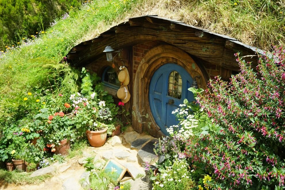 Experience Your Cozy Hobbit Dreams in Tales of the Shire