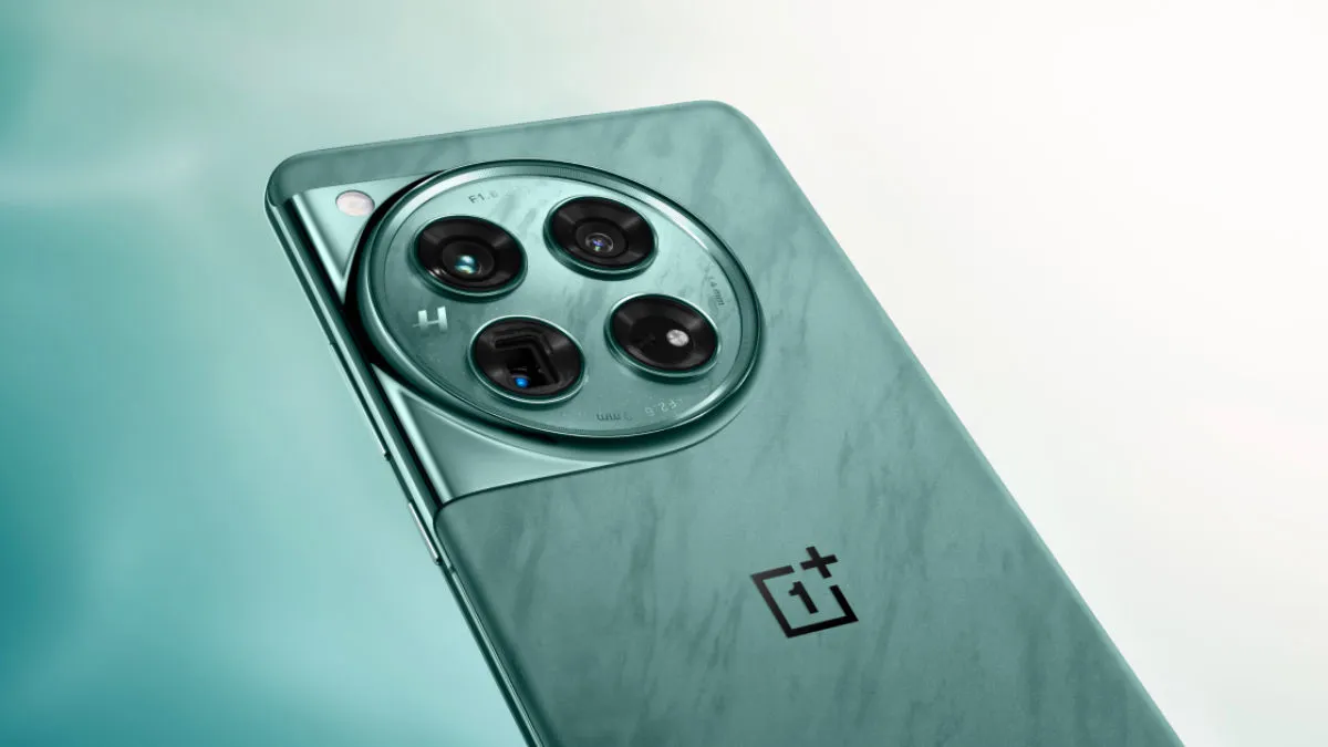 OnePlus 13 Set to Dazzle with Curved Display and Enhanced Features 1 OnePlus 13