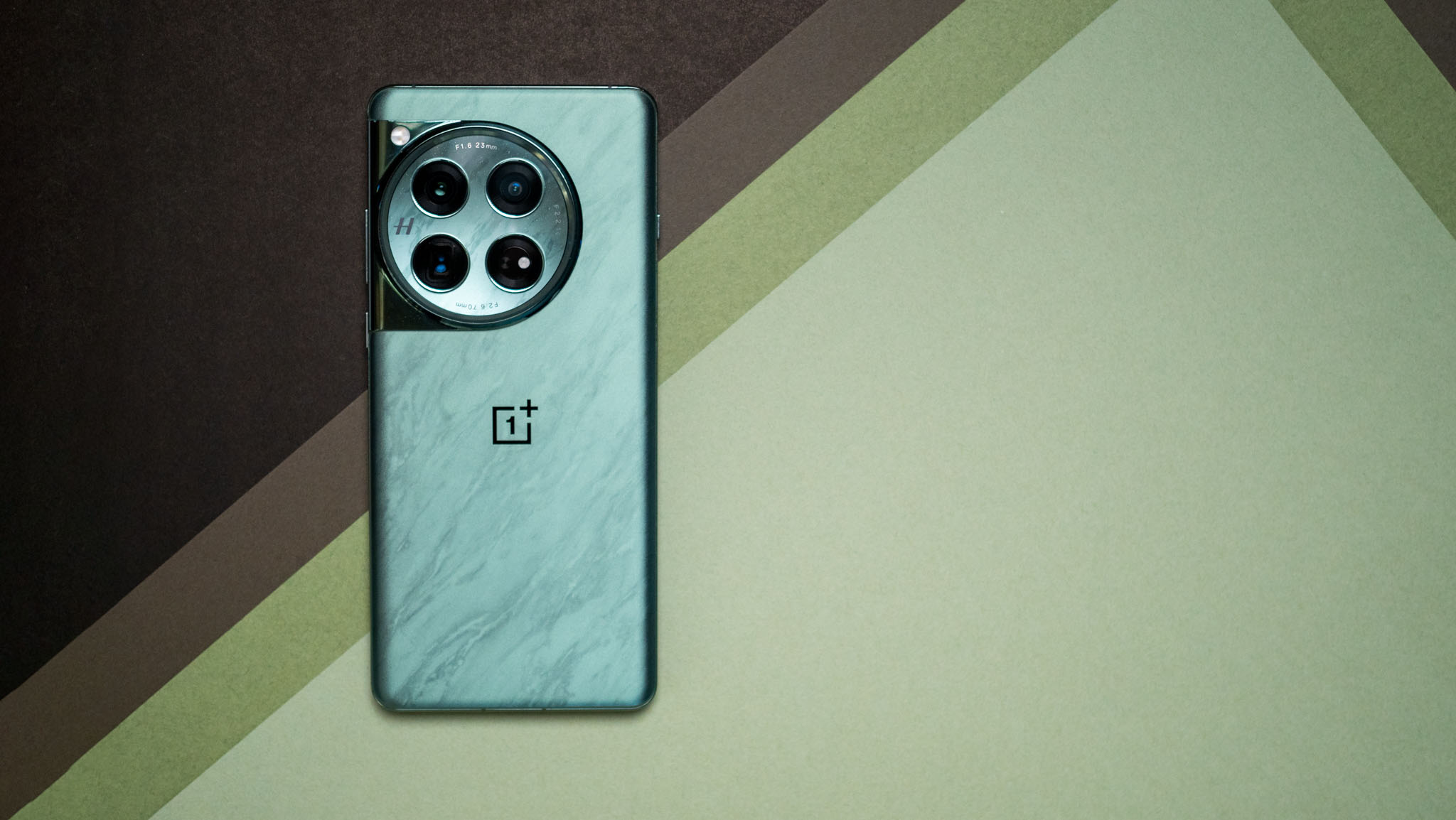 Make Memorial Day Special with the OnePlus Open Trade-In Deal