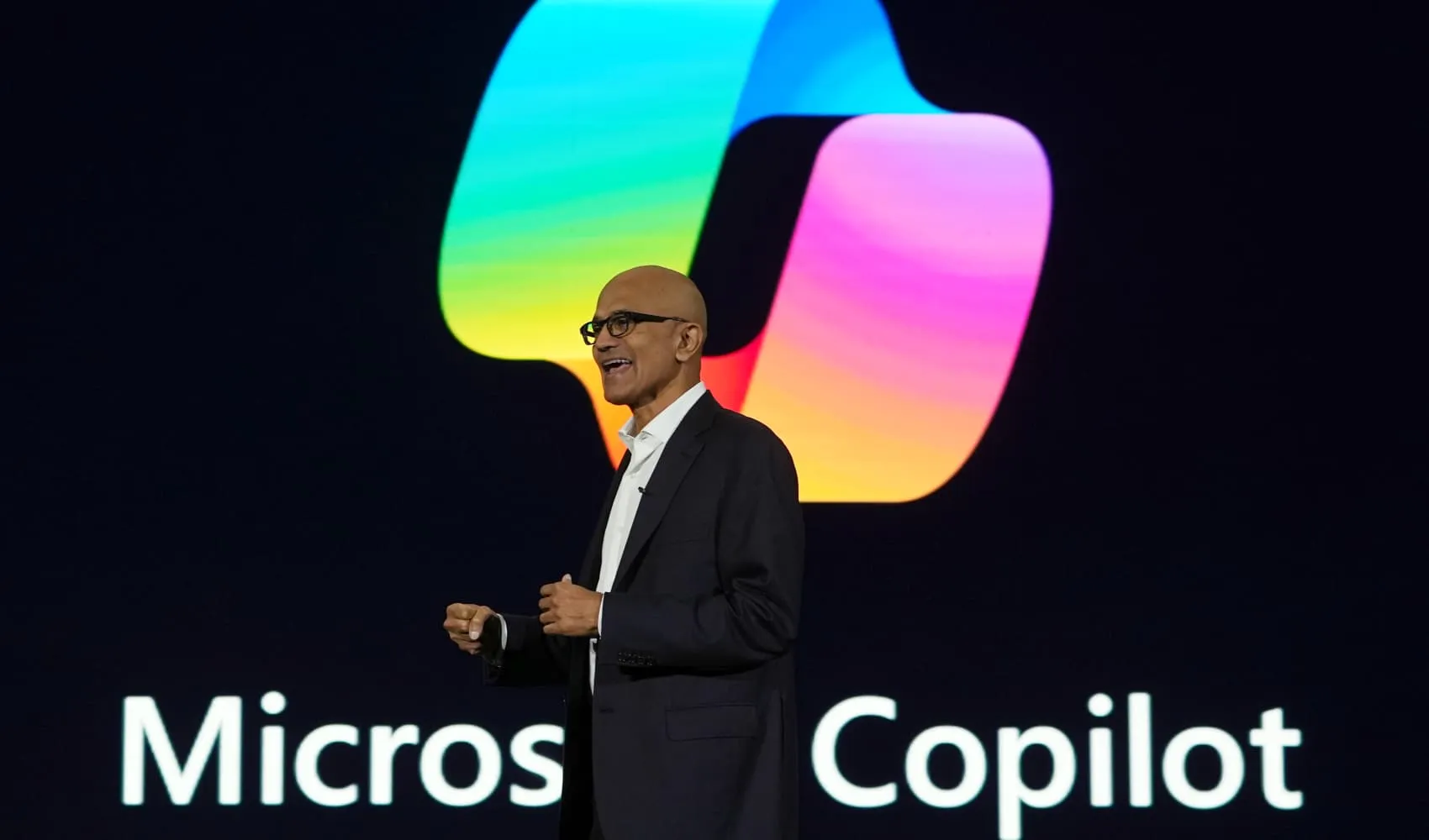 Microsoft's AI-Powered Recall Raises Privacy Alarms