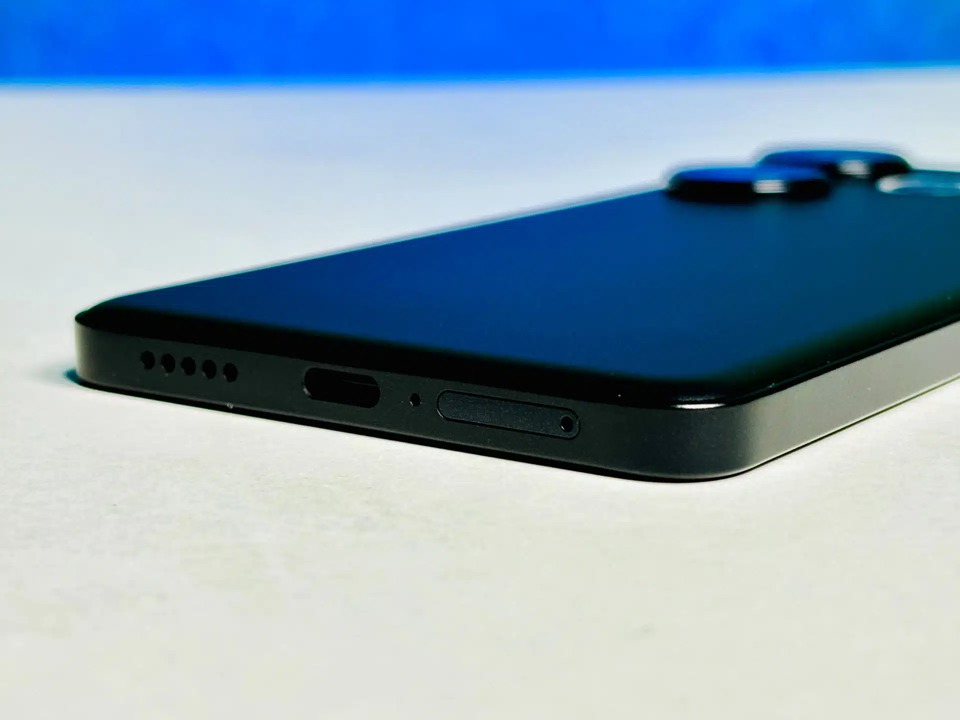 POCO F6 Review - Flagship Performance Without the Flagship Price Tag
