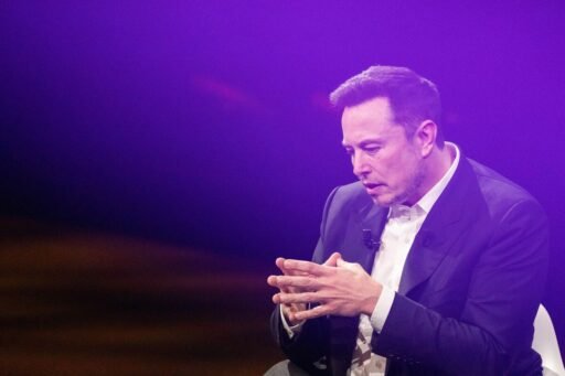 Tesla Investors Urged to Vote Against Musk's $56 Billion Pay Package and Reincorporation in Texas