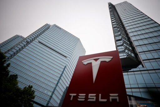 Teslas-Beijing-Delivery-Center-Achieves-Record-High-Delivery-Volumes