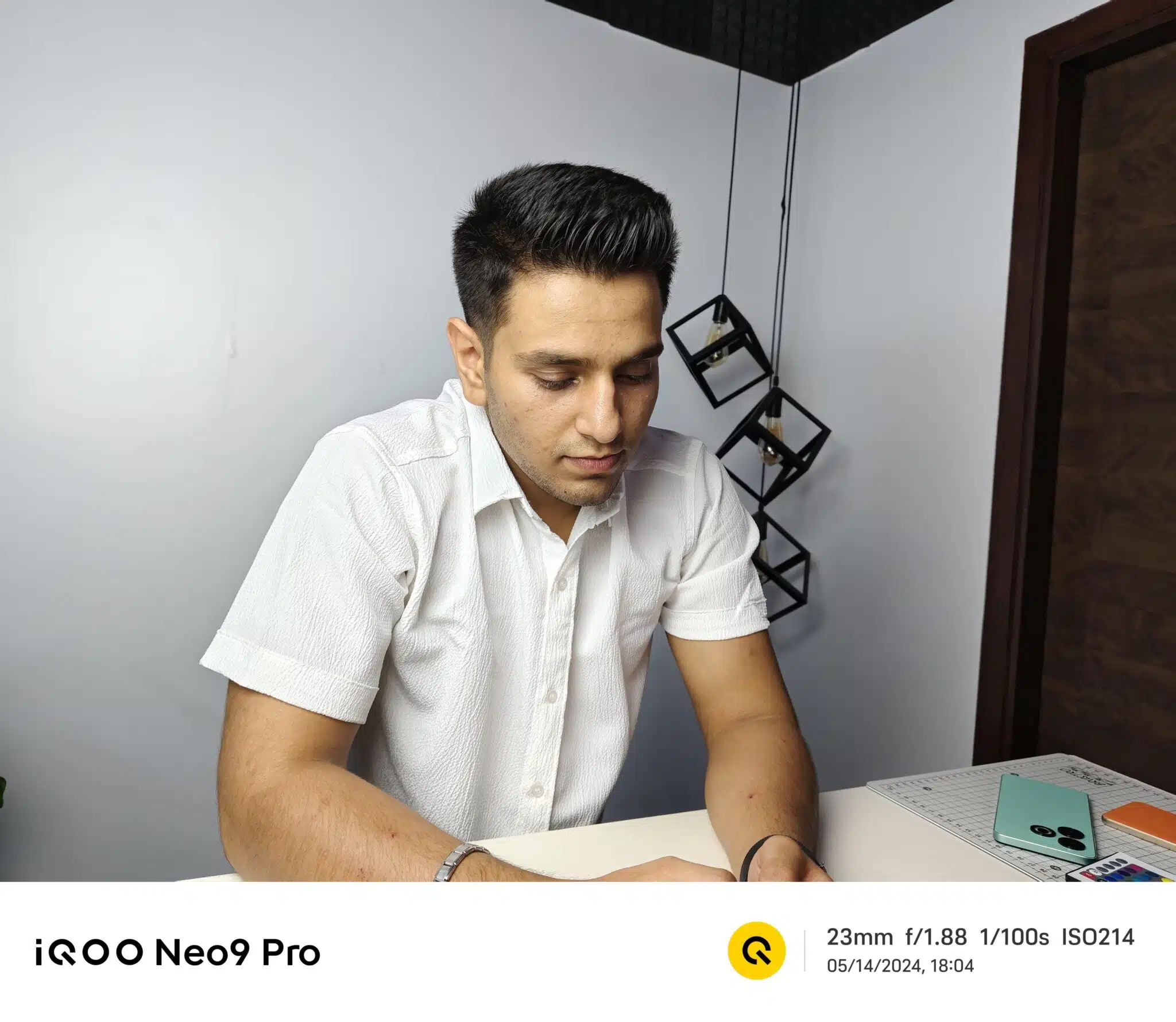 iQOO Neo 9 Pro Review