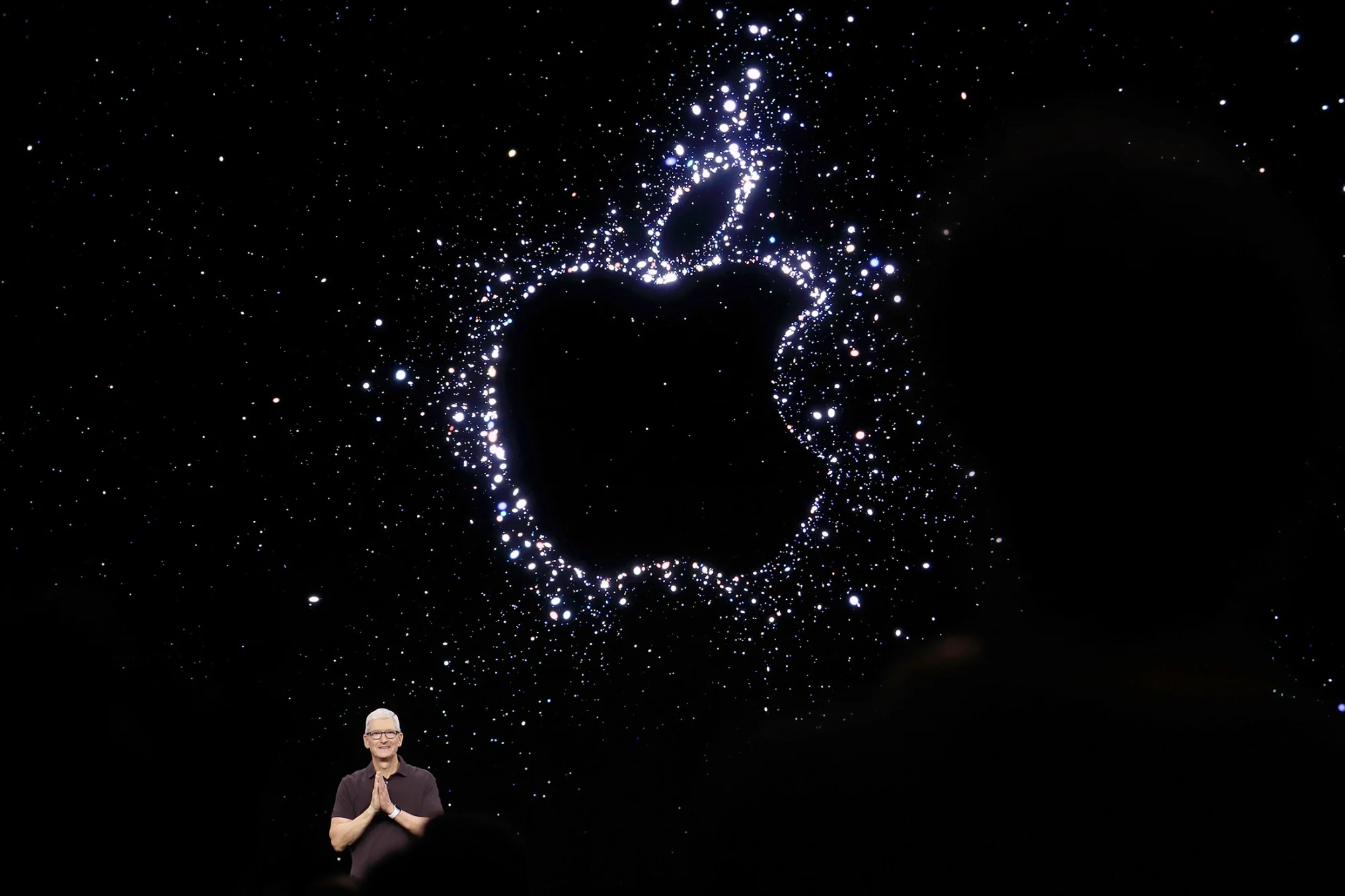 Apple Leverages Google's Cloud Power to Fuel AI Ambitions
