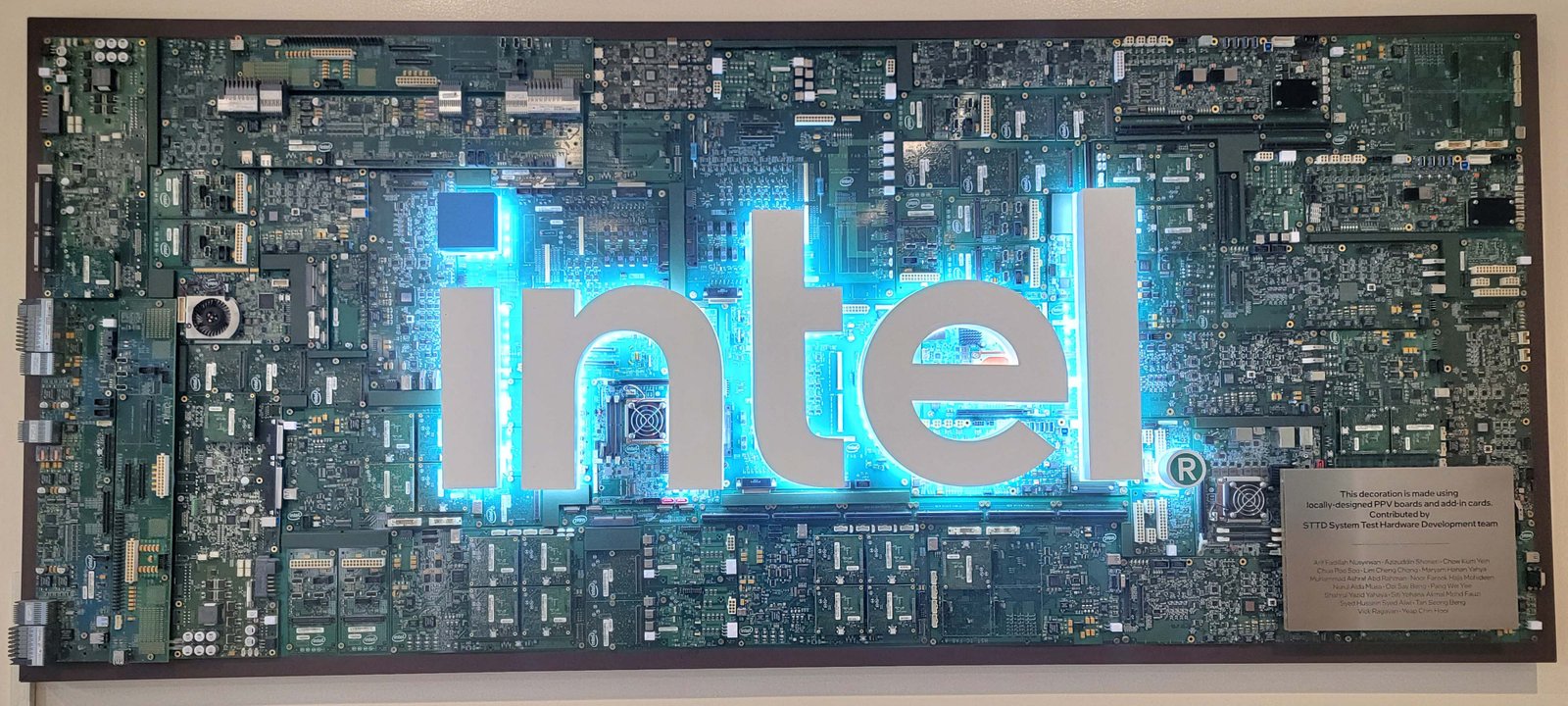 Intel Launches AI Image Generation App
